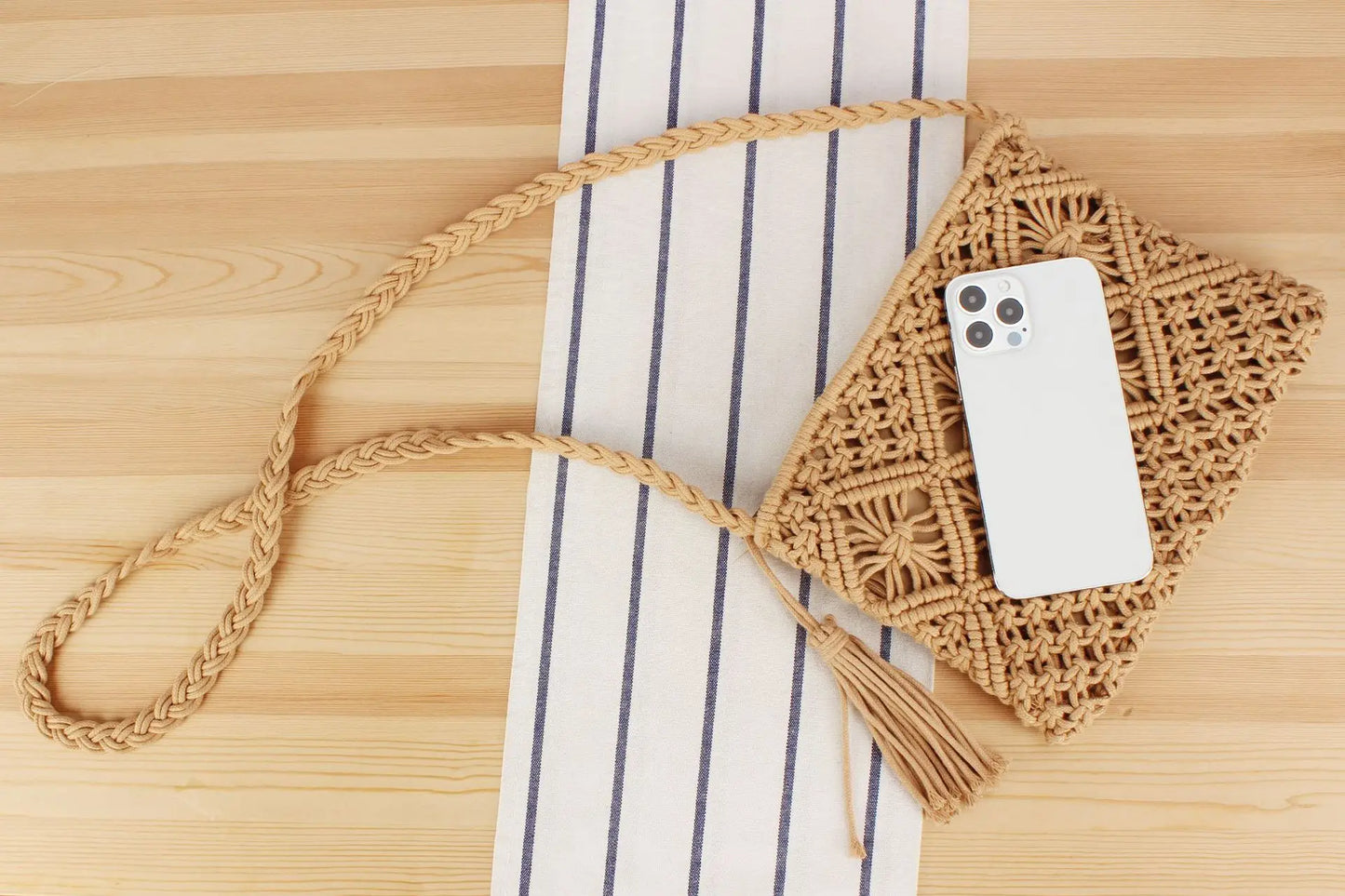 Handmade Bohemian Woven Rope Crossbody Bag with Tassel Detail, Summer Beach Clutch Shoulder Bags for Women, Geometric Design