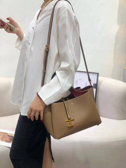 Elegant Shoulder Bag Handbags For Ladies Made Of Premium Leather - Famous Designer Luxury Brand Collection