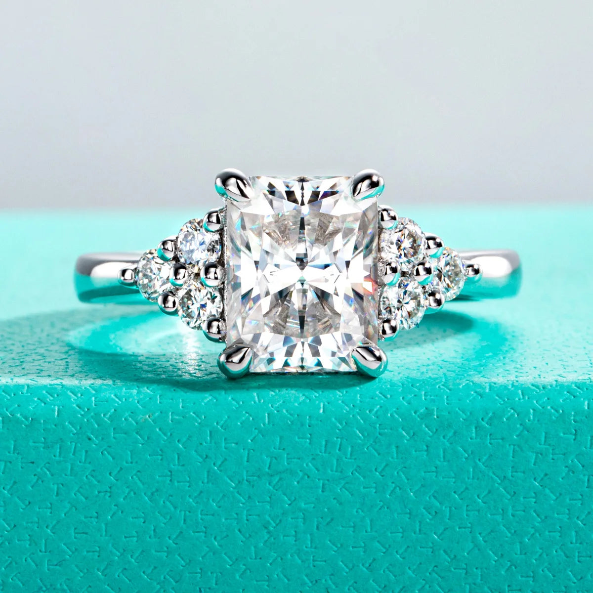 AnuJewel 3ct Radiant Cut D Color Moissanite Engagement Ring 18K Gold Plated Luxurious Wedding Ring Women Jewelry Wholesale