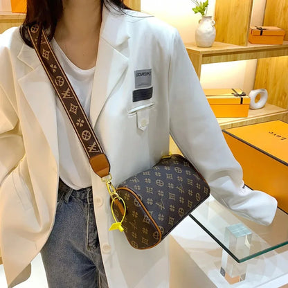New designer luxury women's handbag multifunctional sloping shoulder handbag portable travel daily handbag