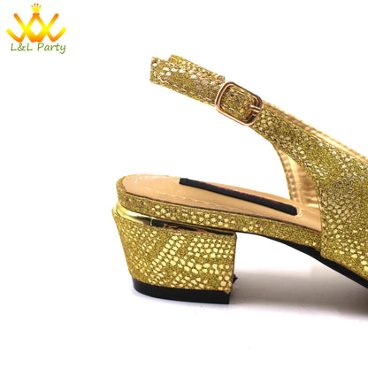 Pink New Arrivals Nigerian Women Shoes and Bag Set Italian Design Low Heels with Crystal Peep Toe Sandals for Party