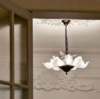  Flower Petal Pendant Light Medieval Style Chandelier Retro Tricolor Lights Interior Restaurant Living Room Bedroom Lighting