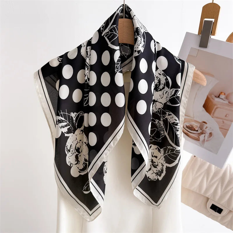 70*70cm Zebra Stripes Print Head Scarf for Women Silk Square Scarves Foulard Bandana Fashion Decorate Hijab Female Neckerchief