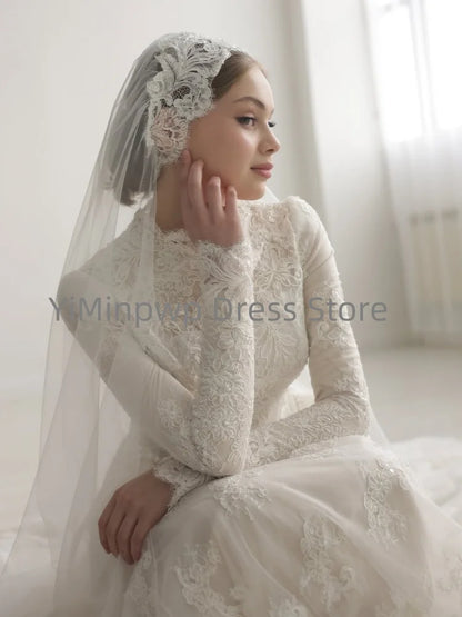 Modest Lace Wedding Dresses with High Collar Long Sleeve A-Line Sweep Train Bride Dress Bridal Gown vestidos de novia Customized