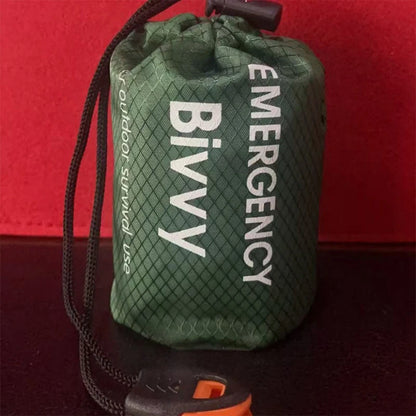Emergency Sleeping Bag Ultra Waterproof Mylar Thermal Blankets Lightweight Survival Sleeping Bag Keep Warm for Camping Hiking