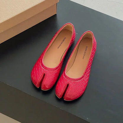 French Retro Split Toe Ballet Flats Women Red Woven Detail Tabi Slip On Shoe Woman Faux Leather Moccasin Daily Work Office Flats