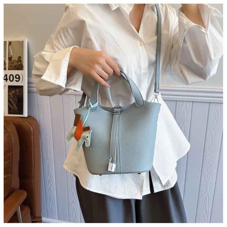 Fashion Vegetable Basket Bucket Bag Women's Autumn New Lychee Pattern Shoulder Bag Simple Solid Color Niche Messenger Bag