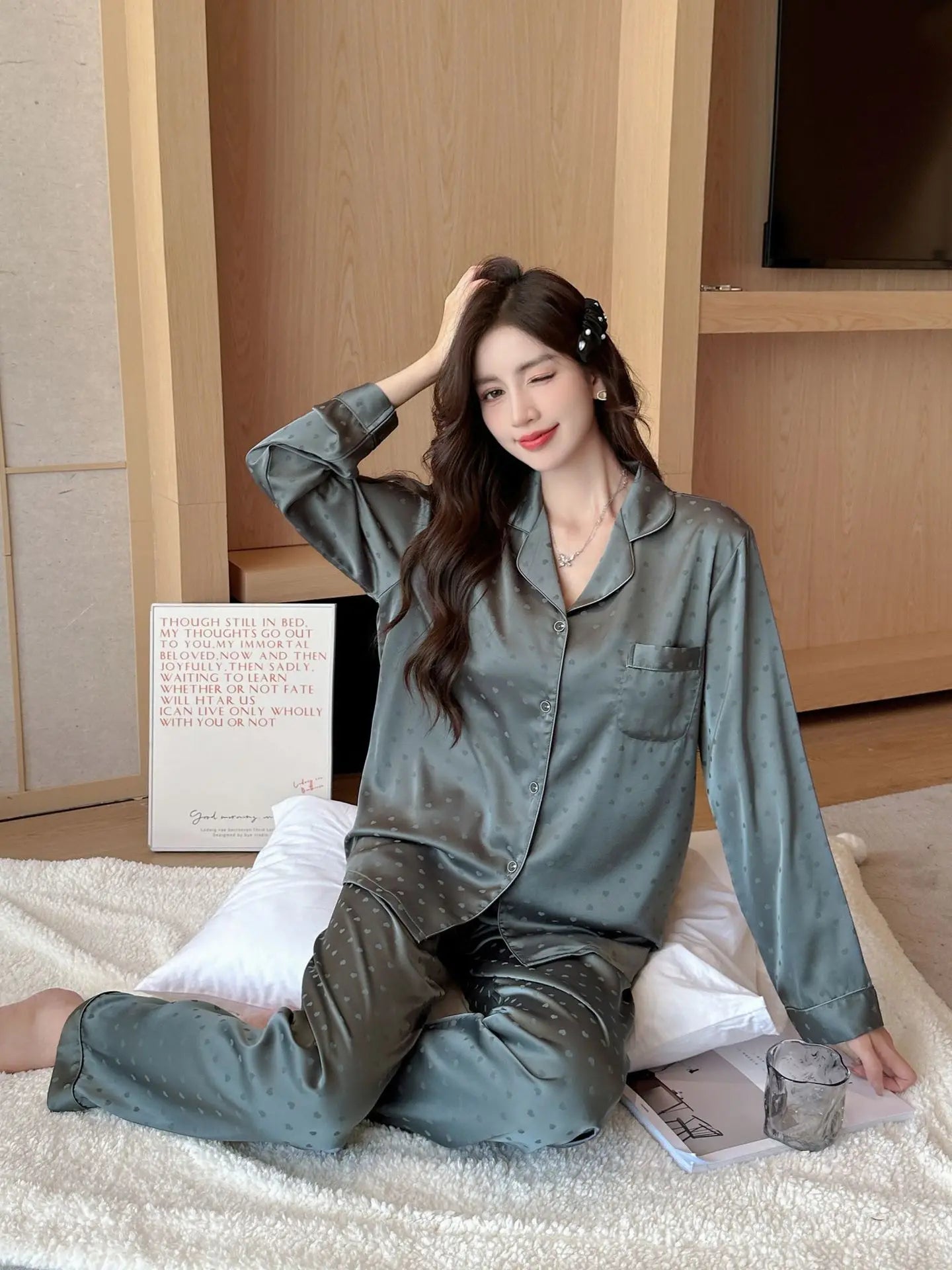 Women's New Arrival Silk-Feel Ice-Silk Lightweight Long-Sleeve Pajama Set Two-Piece Comfortable Homewear Suit