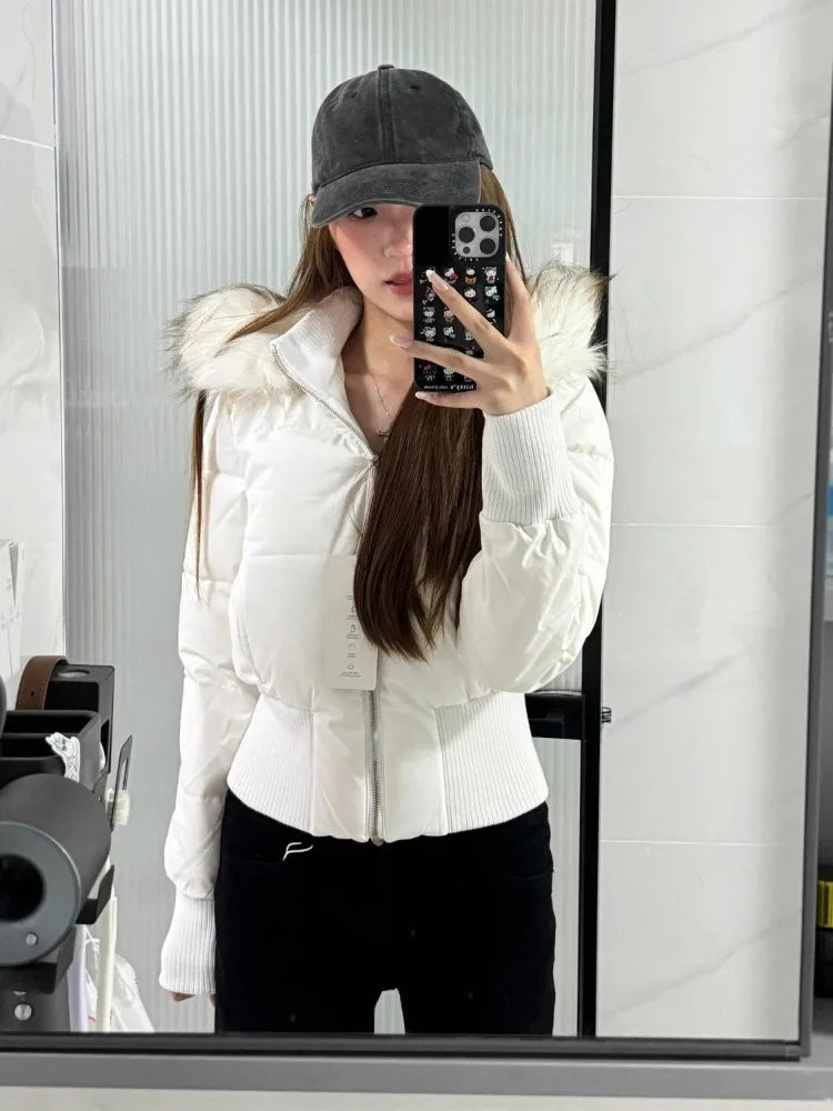 Winter Cold Coat Warm Cropped Jackets Women Fur Hooded Quilted Jacket Parka Streetwear Windproof Coat Cotton Padded Jacket Trend