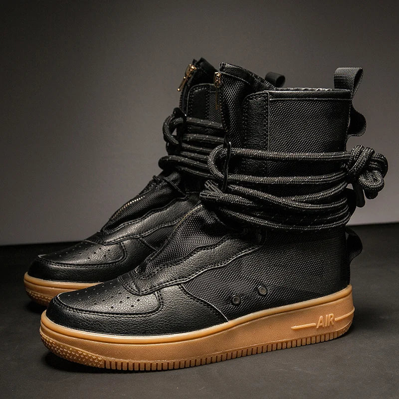 Unisex High-Top Chunky Sole Platform Boots - Winter Couple Shoes in Black and White