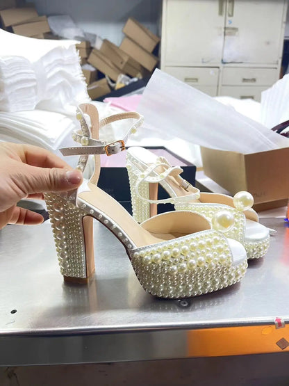 Luxury Full Pearl Platform Heeled Sandals Women White Peep Toe Ankle Strap Block Heels Elegant Bridal Shoes Wedding Prom