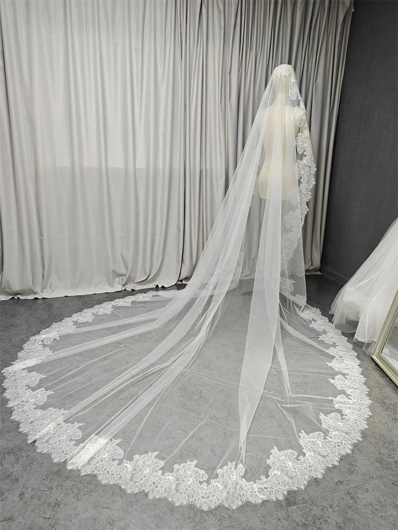 Customized Long Mantilla Veil with Eyelash Lace, 2.5m/3m Ivory Veil with Hidden Comb, Chantilly Eyelash Lace Wedding Veil