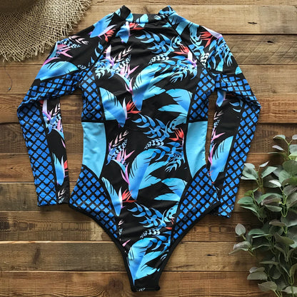 2026 Surfing Sport Swimsuit Long Sleeves Women One Piece Swimsuit  Swimwear Solid Monokini Bathing Suit Tropical Bodysuit Female