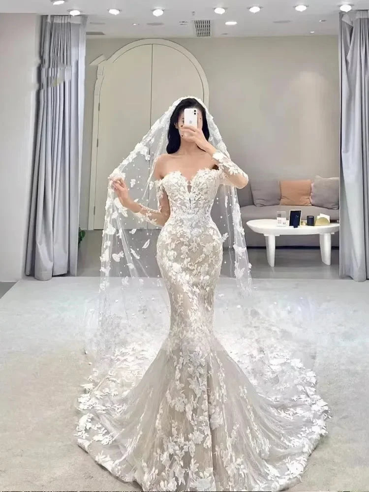 Boho V-neck Mermaid Wedding Dresses Long Sleeves Lace Appliques Flowers Sweep Train Bride Gown Vestido De Novia without veil