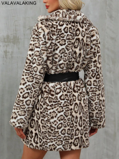2026 Autumn Leopard Print Women Jacket Long Sleeve Thick Plush Warm Casual Coat Winter Soft Outwear Lady Turndown Collar Coat