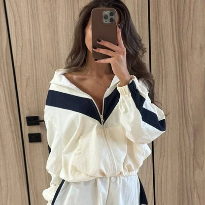 Chevron Stripe Windbreaker Tracksuit Women Casual Zip Cropped Jacket Contrast Trim Shorts Suit Lady Daily Jogging Street Outfit