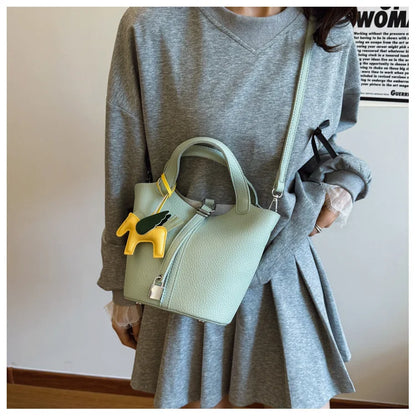 Fashion Vegetable Basket Bucket Bag Women's Autumn New Lychee Pattern Shoulder Bag Simple Solid Color Niche Messenger Bag