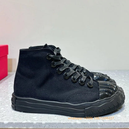 Golden Five Fingers Catwalk Ladies Shoes 2024 Summer New Sexy Street Thick Sole Sports Casual Pumps Model Party Lace Up Sneakers