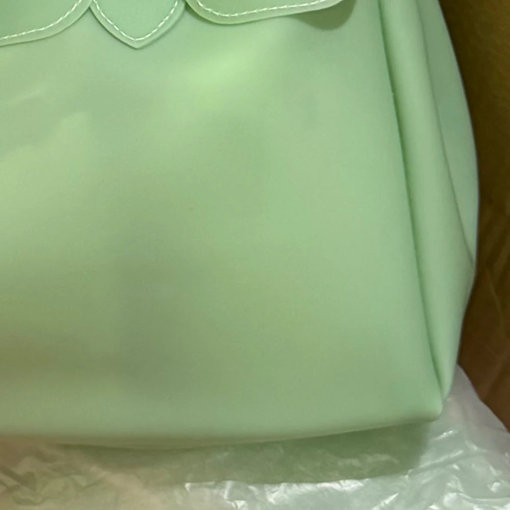 2026 Summer Y2K Women Jelly Bags PVC Plastic Waterproof Colorful Tote Bag Trendy Fashion Korean Vacation Beach Shoulder Bag