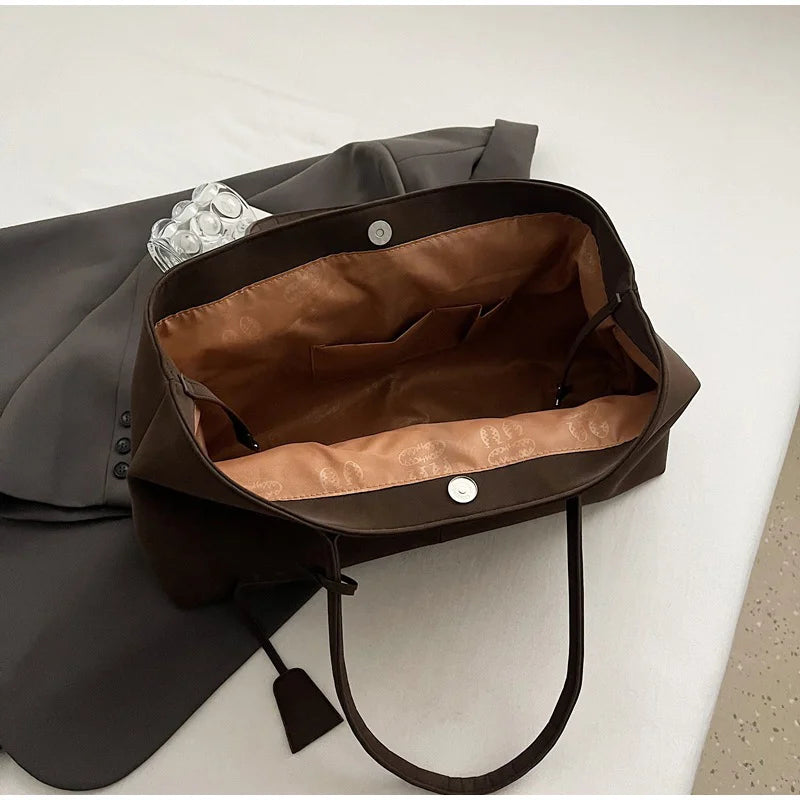 Vintage Casual Tote Bag New Large-capacity Handbag Europe America Popular Hot Selling Underarm Bag High-quality Pu Commuter Bags