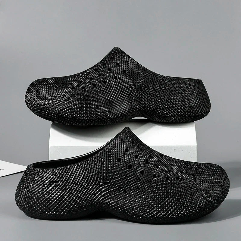 New Summer Fashion Couple Slippers EVA Baotou Men's Sandals Outdoor Thick Bottom Hole Shoes Luxury Beach Men Garden Shoes