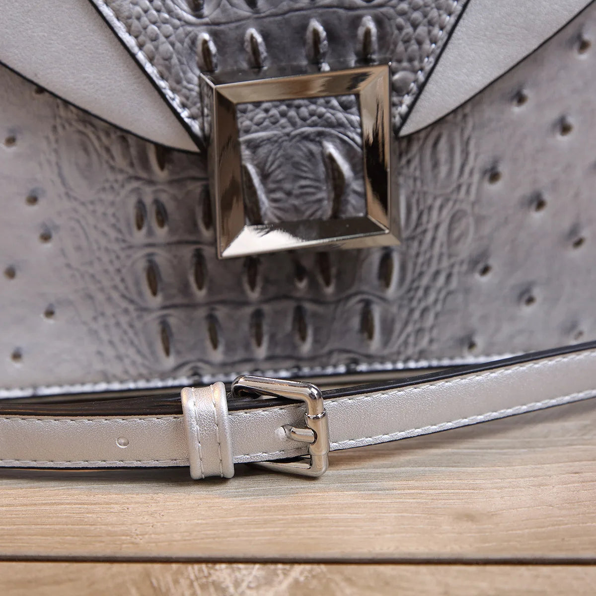 Luxury Designer Brand New Cowhide High Quality Crocodile Print Handbag Women's Fashion Single Shoulder Crossbody Bag Hot Sale