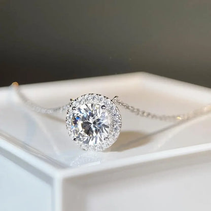 QIBAOKU 1-3CT Moissanite Halo Pendant Necklace S925 Sterling Silver Lab-grown Diamond for Women Wedding Gift Jewelry GRA 2026
