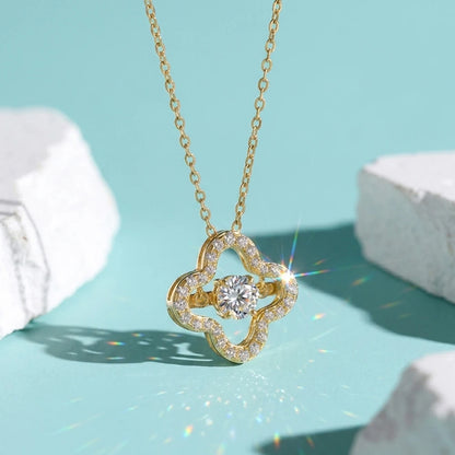 KISS MANDY 925 Pure Silver D Color Moissanite Four-Leaf Clover Necklace Flower Diamond Pendant Choker Chain Elegant Gift SMON20