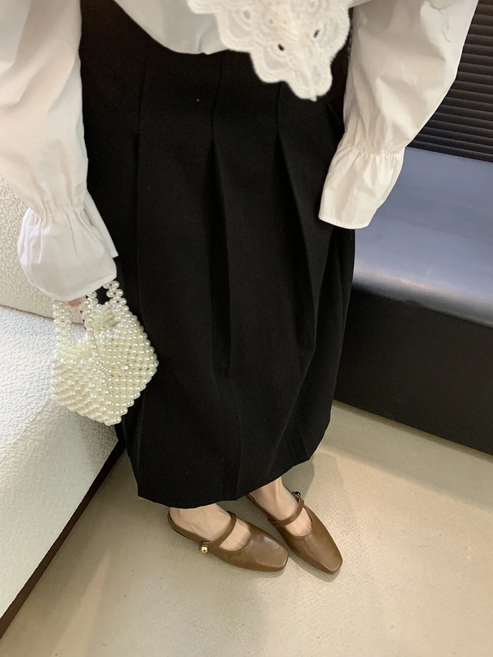 Soft Leather 2025 Ins Silver Buckle Strap Casual Shoes Fashion Flats Elegant Glitter Metallic Mules Shoes Cover Toe Slippers
