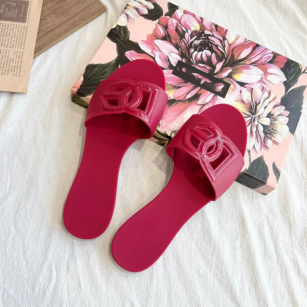 2026 Summer New Women's Flat Non Slip Flip Flops Casual Versatile Outdoor Beach Thong Slippers