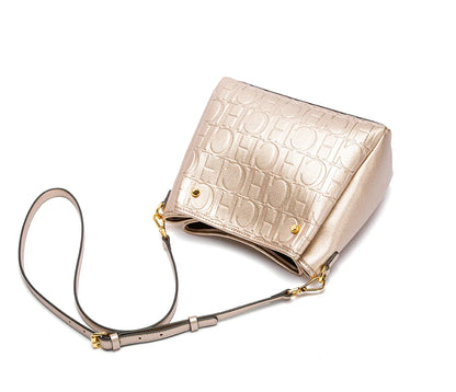 Fashionable Classic Retro Women's New 2025 Shoulder Bag Party and Party Occasions Large Capacity Women's Crossbody Bag