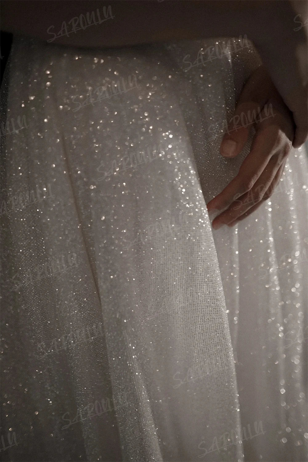 Spaghetti Straps Shinny Wedding Dress A-line V Neck Glitter Bridal Gown For Wedding Party Bride Dresses Custom Made Sequined