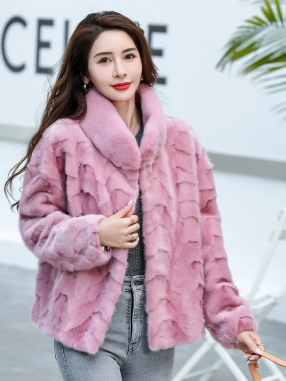 New Brand Fur Women's Genuine Leather Mink Slim Short Fox Fur Collar 2025 New Large Size Haining Jacket Mink Coat