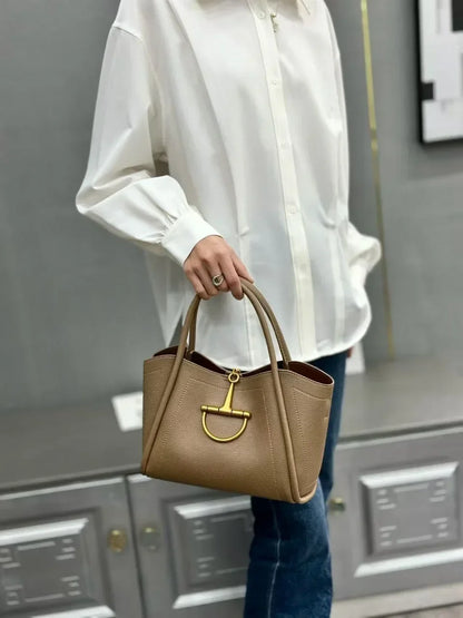 Chic Shoulder Bag for Ladies High-Quality Leather Luxury Brand Design Famous Designer Inspired Everyday Essential