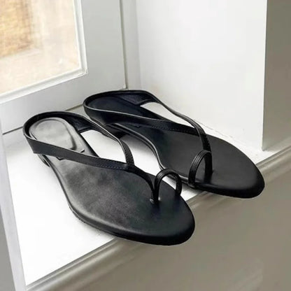 Women's Minimalist Thin Strap Sandals 2026 New Summer Flip Flops Elegant Clip Toe Flat Slides Casual Beach Shoes for Ladies