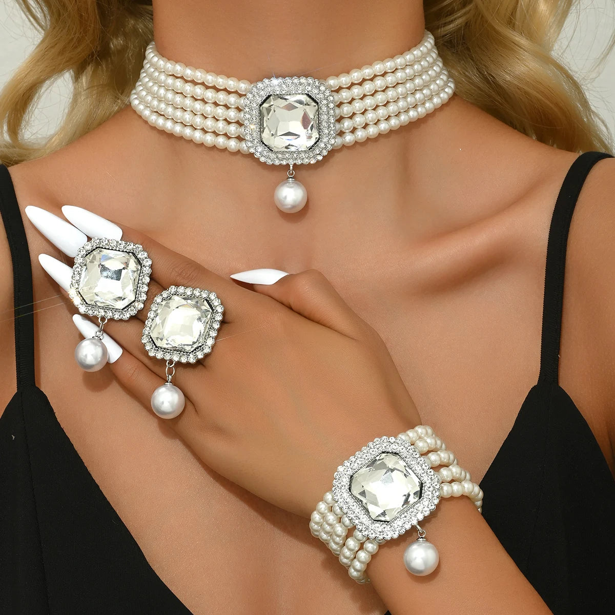 Women's Fashion Light Luxury Short Style Imitation Pearl Rhinestone Necklace Earrings Bracelet Jewelry Set Party Festival Gift
