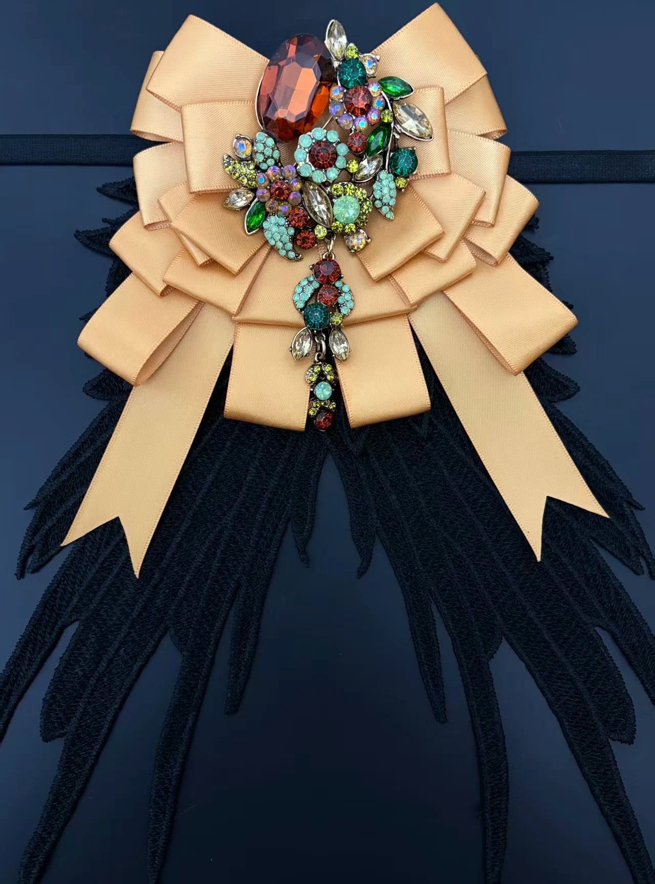 Luxury Rhinestone Mesh Wing Bow Brooch  Elegant Banquets Dress and Wedding Shirts Lapel Flower Bow Tie  Unisex Gift Accessory