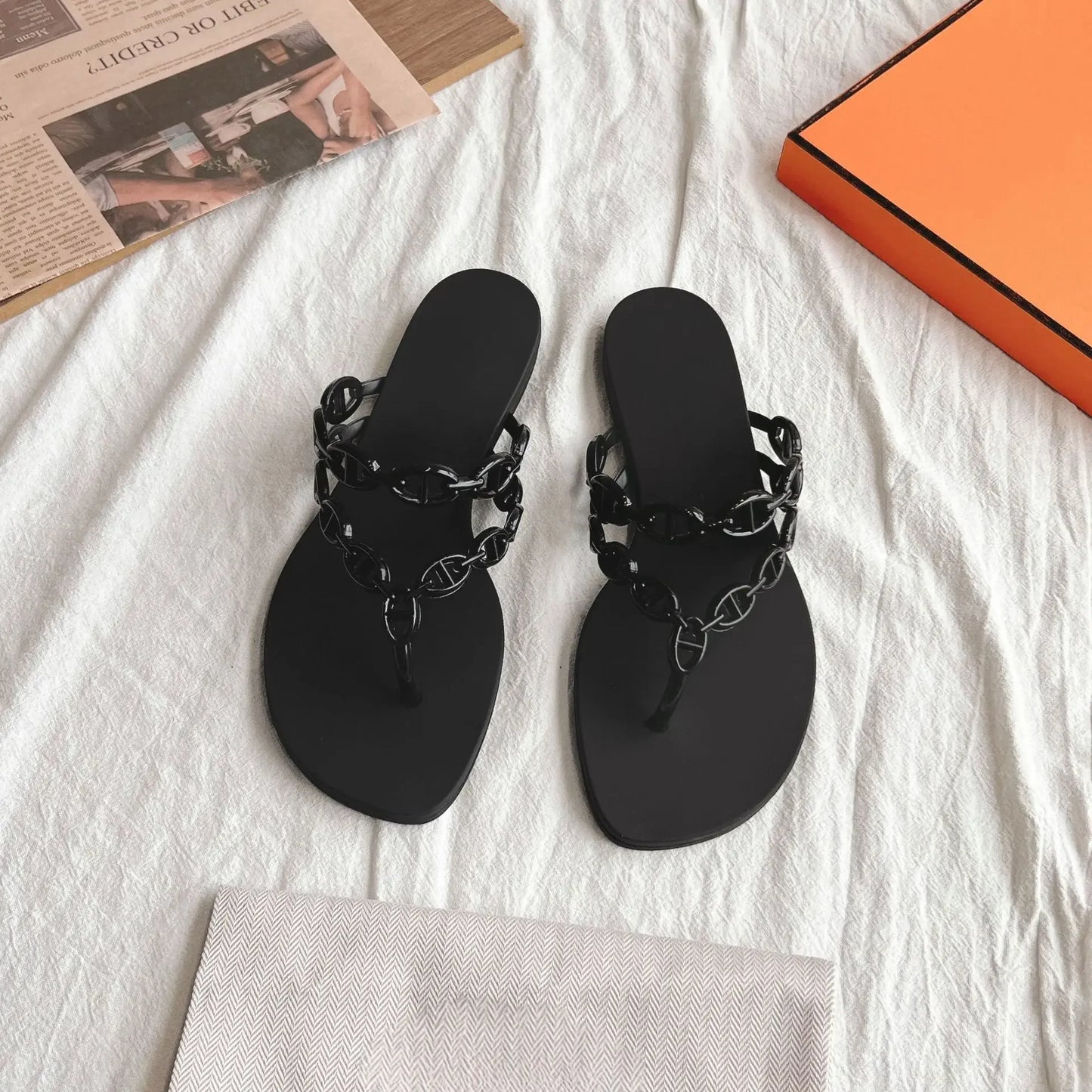 2026 Women's Summer Flip-flops Are Wearing Genuine Leather Flat Half Flip-flops with Soft Soles for The Seaside and Beach