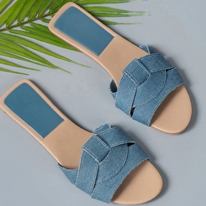 Designer Woman Flat Slippers 2026 New Woven with Comfortable Women's Shoes Casual Bottom Slippers Summer Women Sandals