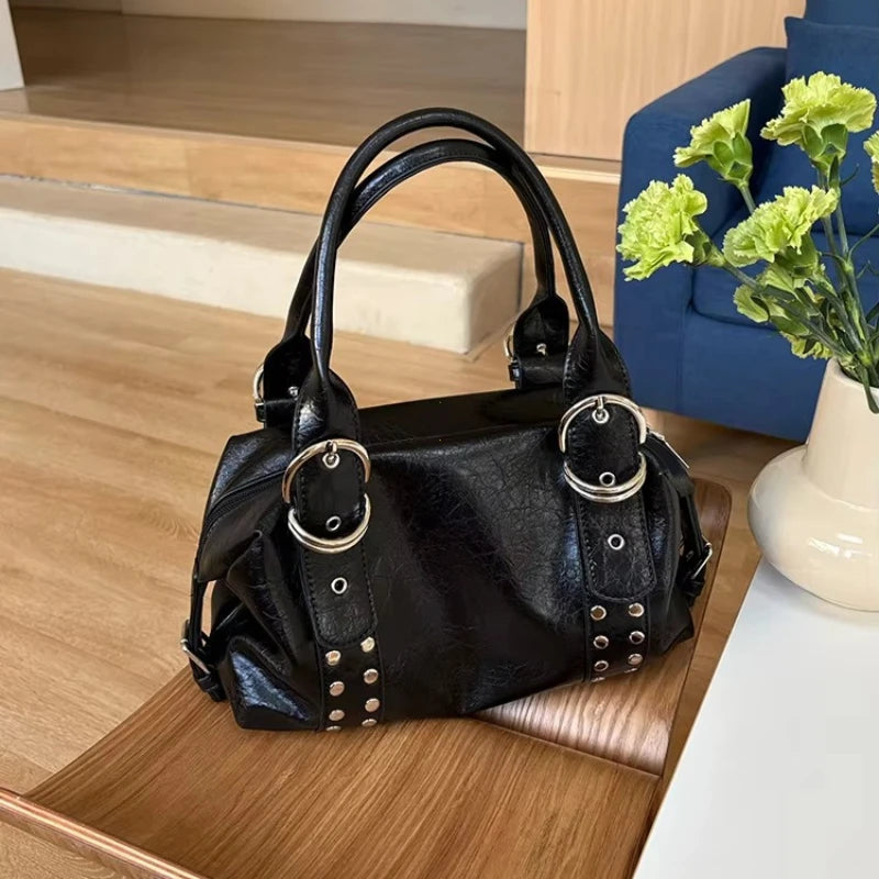Fashion rivet women Shoulder Bag PU leather Hot girl motorcycle bag bolsa feminina female Underarm Bag ladies big handbag Black