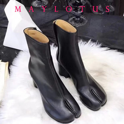 2025 Design Leather Tabi Boots Fashion Round Toe Chunky Mid Calf Boots  Autumn Winter Split Toe Shoes