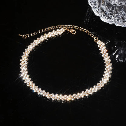 FYUAN Fashion Silver Gold Color Black Rhinestone Choker Necklaces for Women Geometric Crystal Necklaces Party Weddings Jewelry