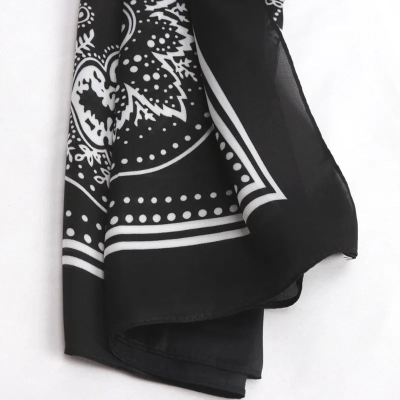 Versatile Women Professional Neck Scarf 70cm Black Paisley Printed Hip Hop Bandana Square Scarf Headwear Hairwrap