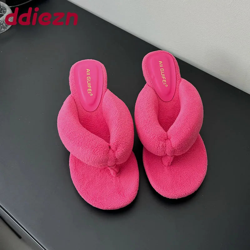New Footwear Flock Women Wedges Slippers Flip Flops Shoes Fashion Round Toe Ladies Wedges Slippers Shoes Female Sandals Slides