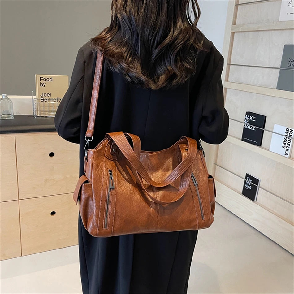 New Large Capacity Soft Leather Women's Handbag Fashion Trend Designer Women Shoulder Bag Simple Retro Female Travel Bags Sac