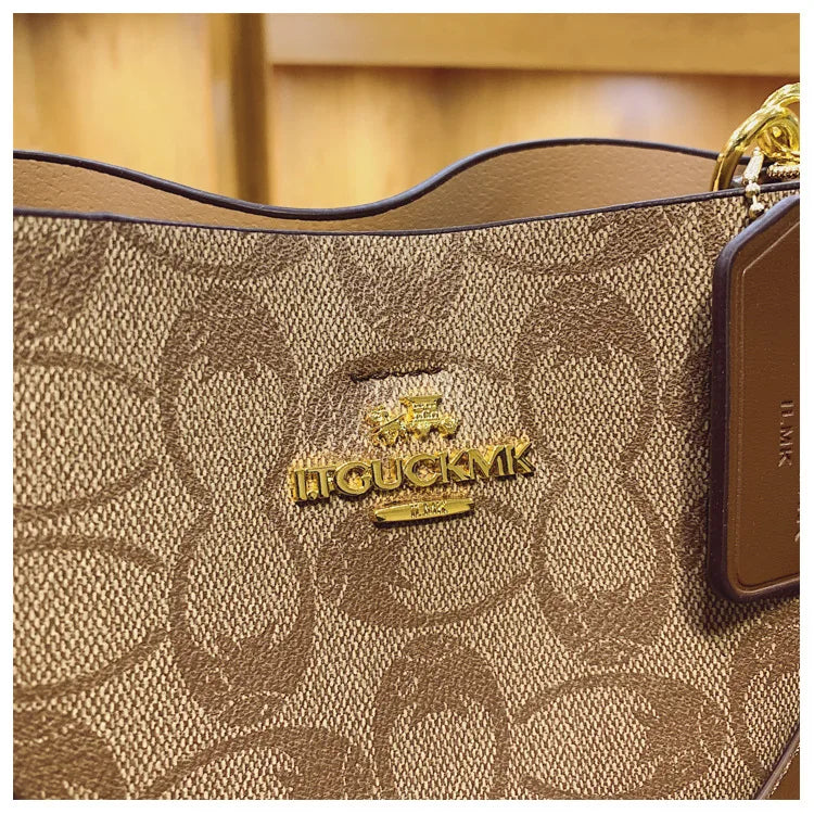 Advanced Women's Bag 2026 New Fashion Luxury Retro Large Capacity Bucket Bag Versatile Single Shoulder Crossbody Bag Trend