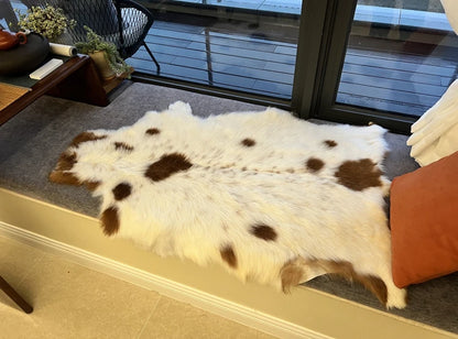 Natural Cow Flower Black and White Whole Goatskin Chair Cushion Vintage Primitive Antique Carpet Floating Window Camping Rugs