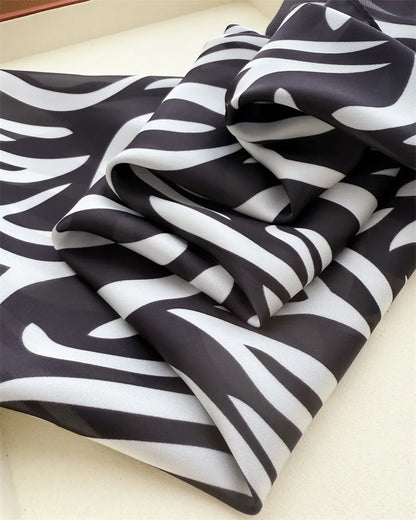 70*70cm Zebra Stripes Print Head Scarf for Women Silk Square Scarves Foulard Bandana Fashion Decorate Hijab Female Neckerchief