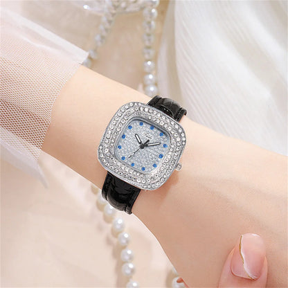 Women's 2025 New Luxury Full Star Diamonds Square Quartz Watch Business Women's Green Leather Casual Dress Clock Wristwatch