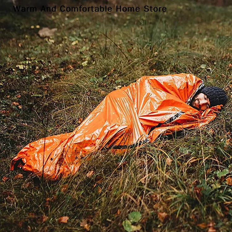 Emergency Sleeping Bag Ultra Waterproof Mylar Thermal Blankets Lightweight Survival Sleeping Bag Keep Warm for Camping Hiking